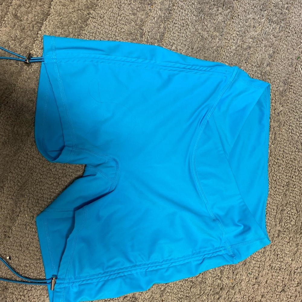 Blue shorts - Picture 2 of 3
